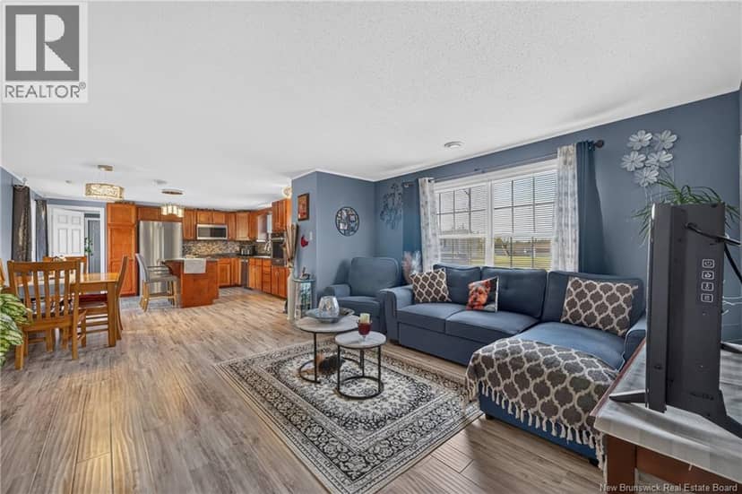 98 Hayward — photo 9 of 40