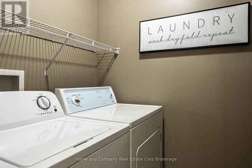 354 Dufferin Street — photo 14 of 38
