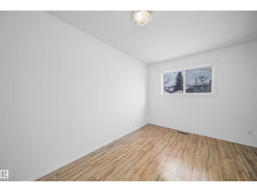 12041/43 67 ST NW NW — photo 18 of 23
