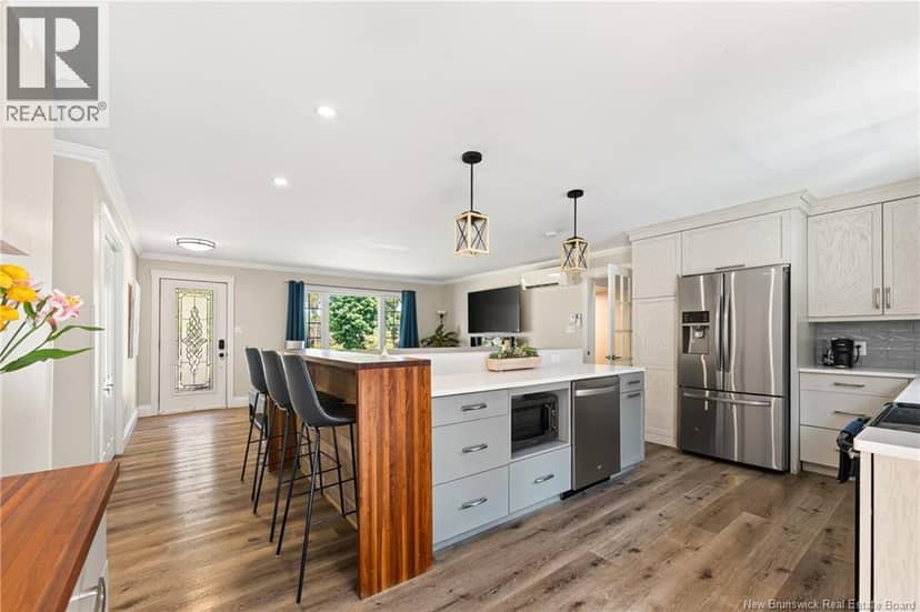 814 Julia Court — photo 17 of 40