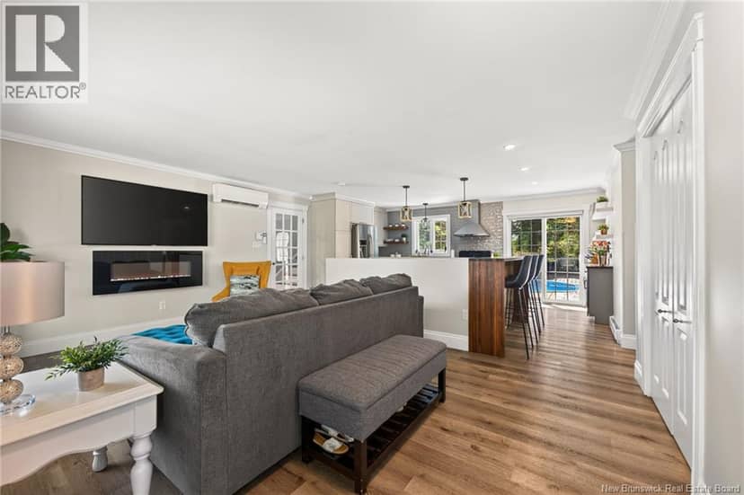 814 Julia Court — photo 14 of 40