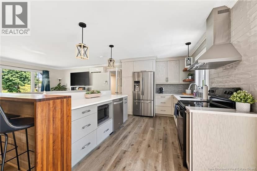 814 Julia Court — photo 18 of 40