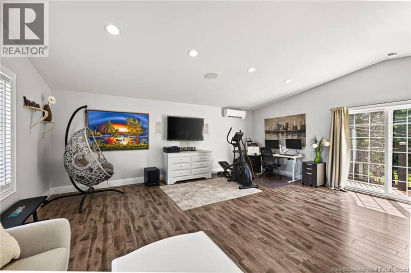 814 Julia Court — photo 36 of 40