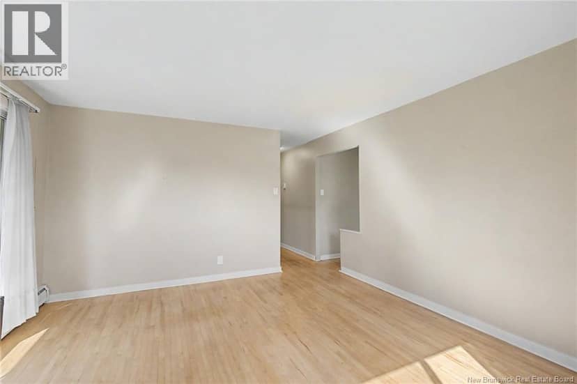 524 Scoullar Street — photo 11 of 40
