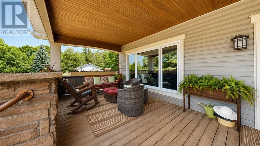8 McQuarrie Blvd. — photo 35 of 40