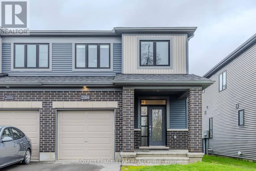 2004 Caltra Crescent — photo 1 of 25