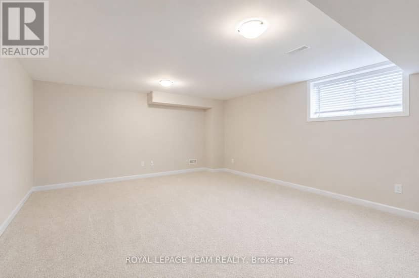 2004 Caltra Crescent — photo 21 of 25