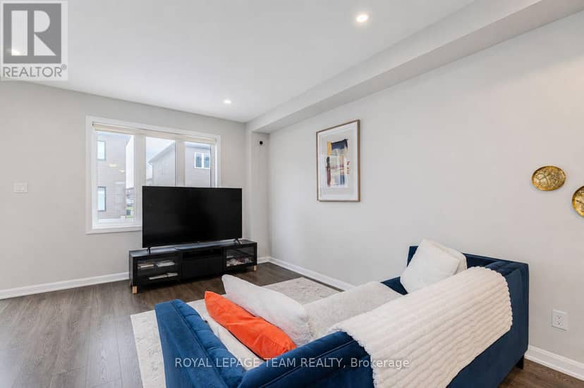 2004 Caltra Crescent — photo 6 of 25