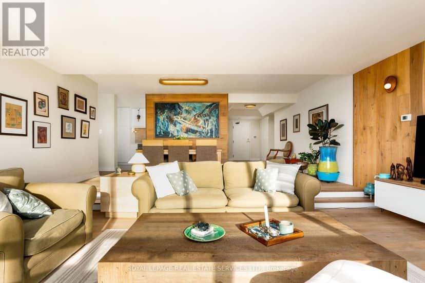 1401 - 2180 Marine Drive, Oakville, photo 2