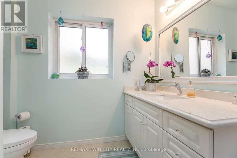 32 Samuel Street — photo 28 of 40