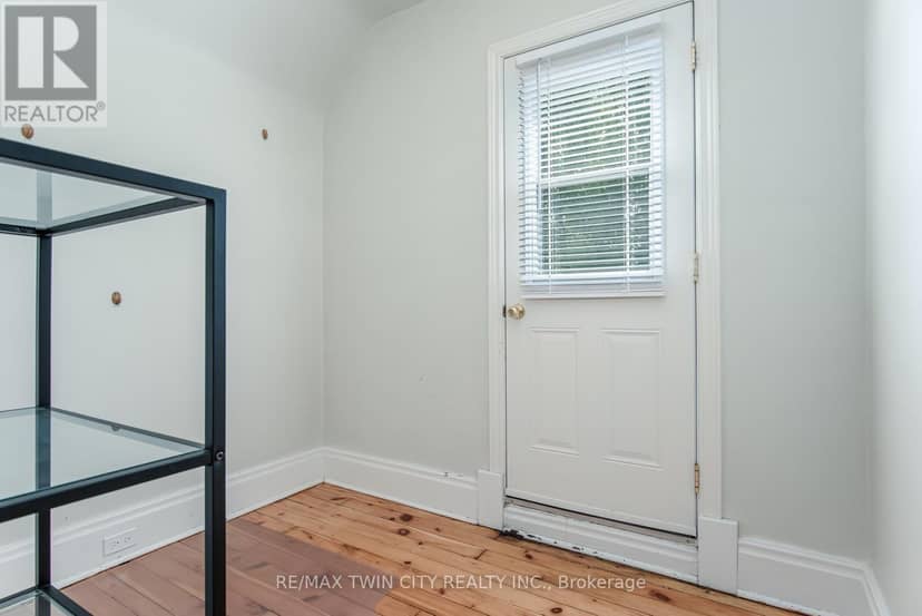 32 Samuel Street — photo 40 of 40