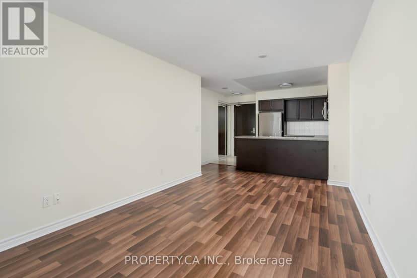 803 - 25 Lower Simcoe Street — photo 20 of 26