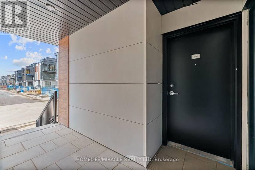 TH704 - 5 Steckley House Lane — photo 14 of 32