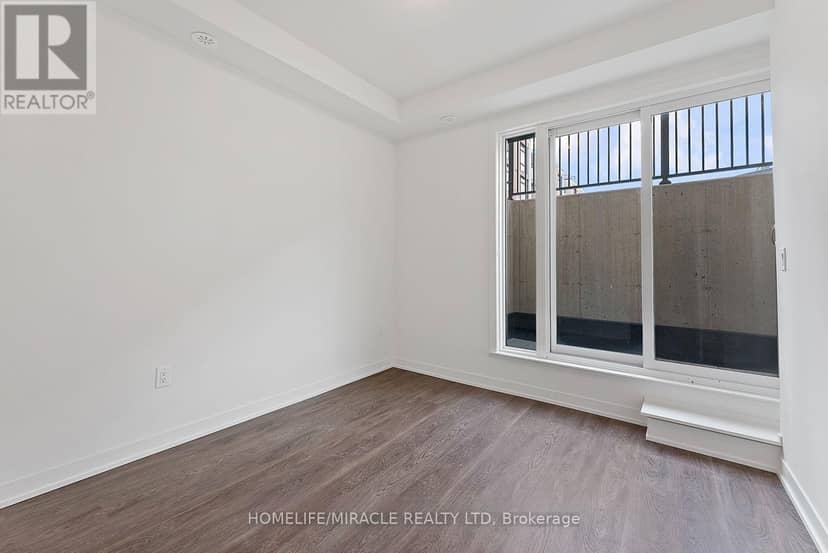 TH704 - 5 Steckley House Lane — photo 18 of 32