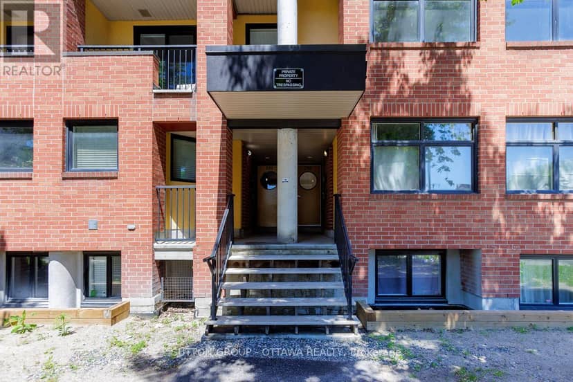 10 - 255 Clarence Street — photo 4 of 20