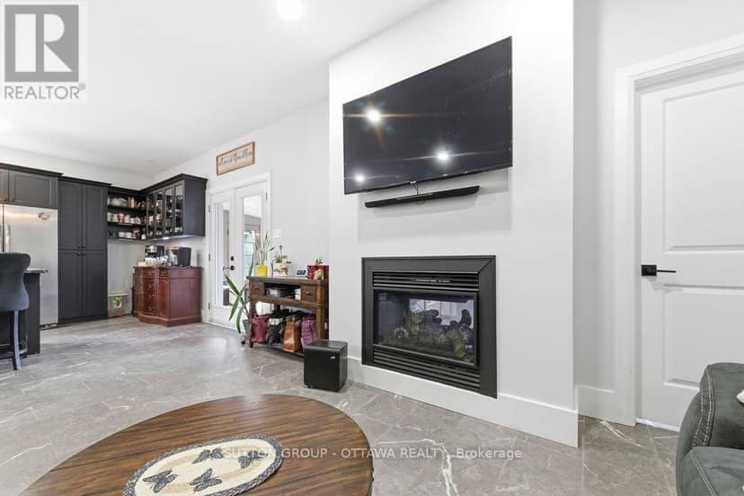 12 Eastern Avenue — photo 40 of 40
