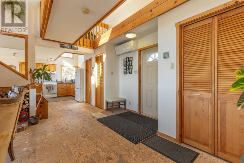 194 Thomas Road — photo 10 of 40