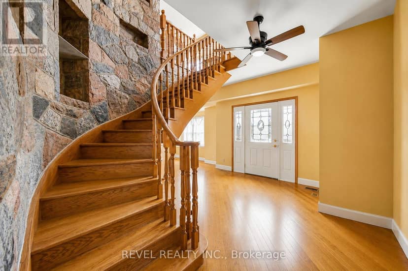 3156 Escarpment Side Road — photo 5 of 22