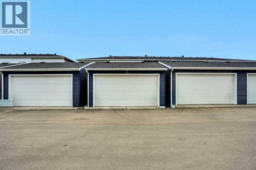 76 Amblefield Terrace NW — photo 33 of 40