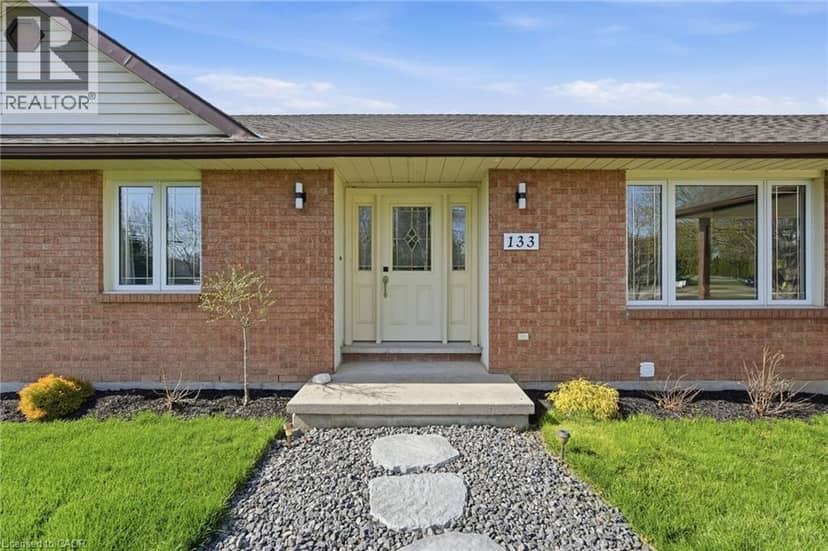 133 NEW LAKESHORE Road — photo 4 of 40