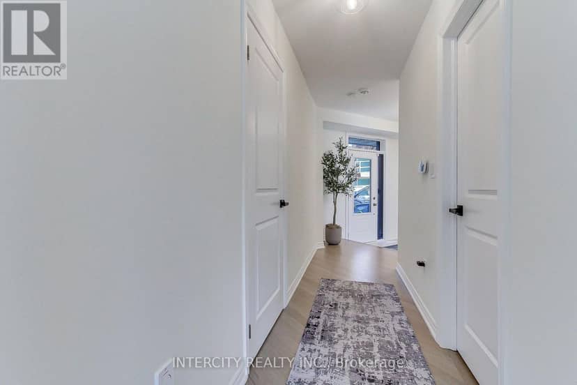 130 Blick Crescent — photo 9 of 40