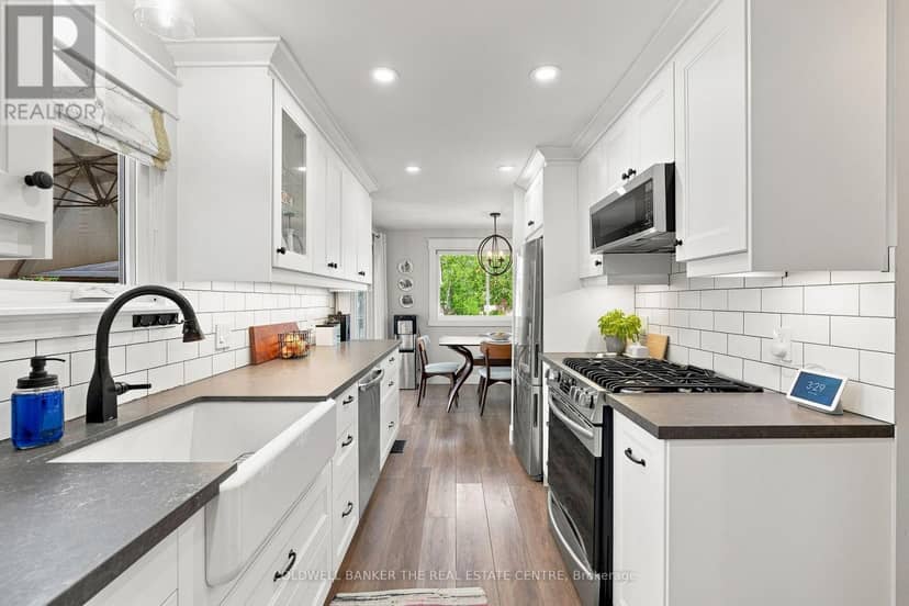 22 Western Avenue — photo 13 of 31