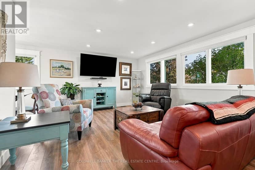 22 Western Avenue — photo 6 of 31