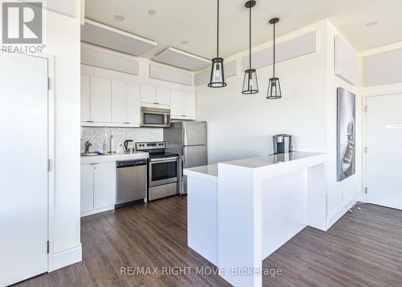 605 - 80 Orchard Point Road — photo 36 of 40