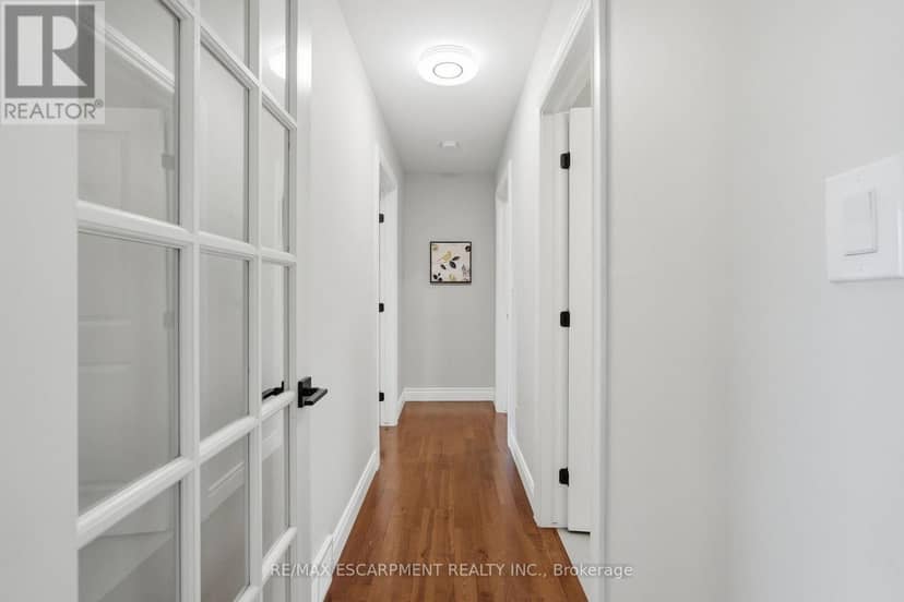 133 New Lakeshore Road — photo 21 of 40