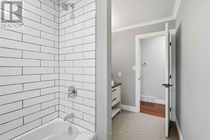 133 New Lakeshore Road — photo 31 of 40