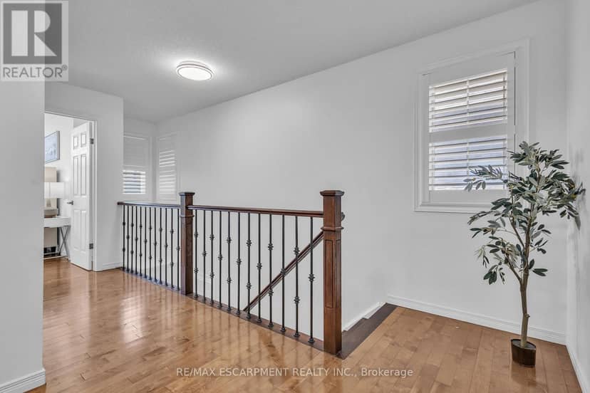 73 Fitzgerald Drive — photo 27 of 40