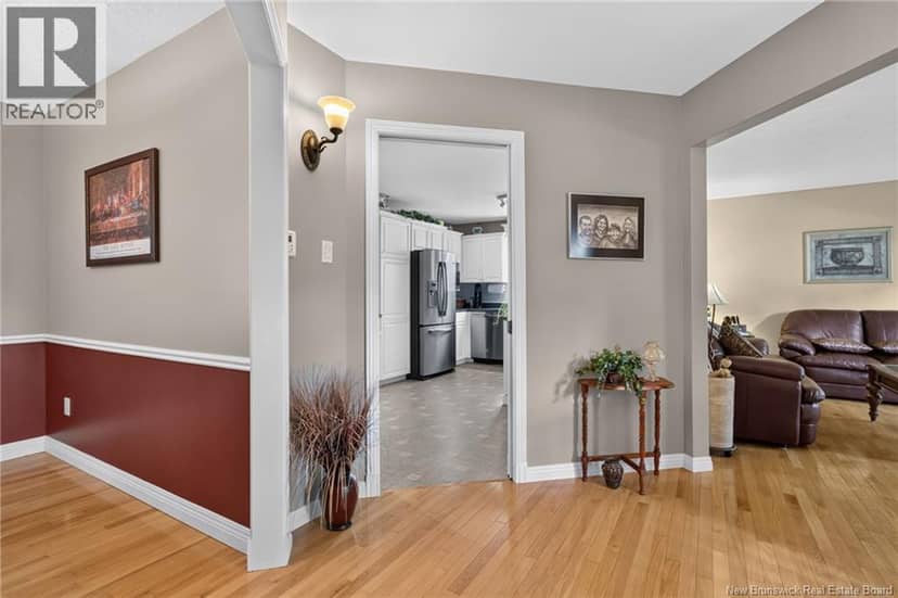 343 Glencairn Drive — photo 14 of 40