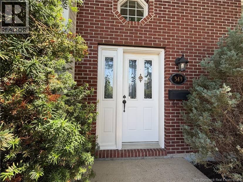 343 Glencairn Drive — photo 3 of 40
