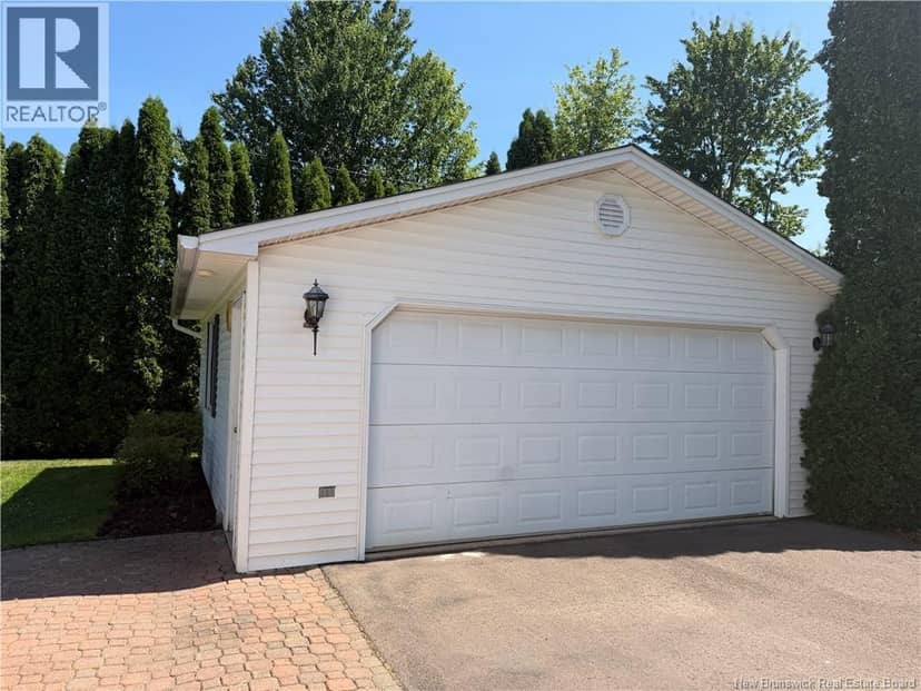343 Glencairn Drive — photo 40 of 40