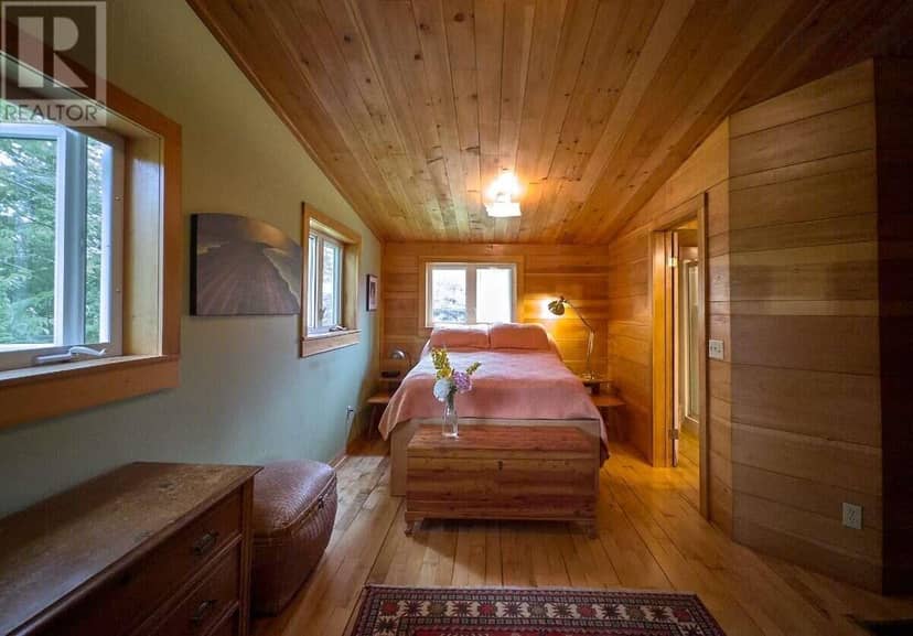 1271 Brophy Road — photo 9 of 20