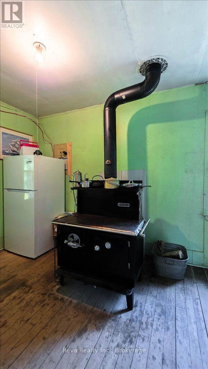 3332 Matawatchan Road, Greater Madawaska, photo 7