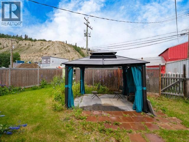 606 Ogilvie Street — photo 24 of 29