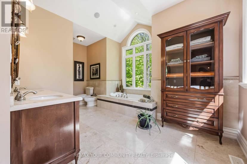 46 Lake Woods Drive — photo 21 of 40