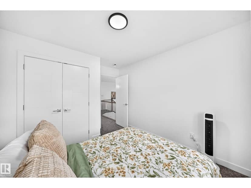 3605 41 AV — photo 38 of 40