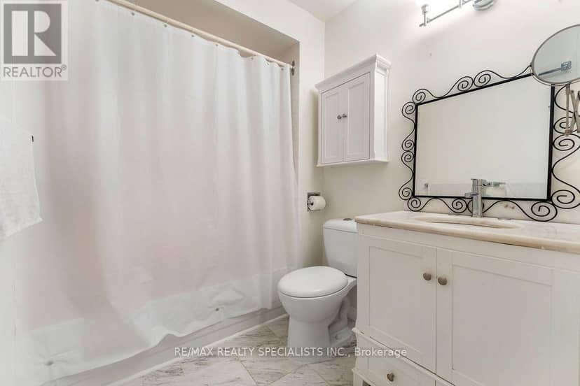 72 - 7080 Copenhagen Road — photo 34 of 40