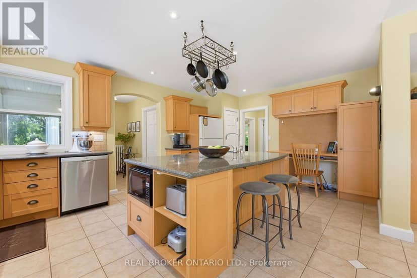 24 Pleasant Ridge Road — photo 18 of 40