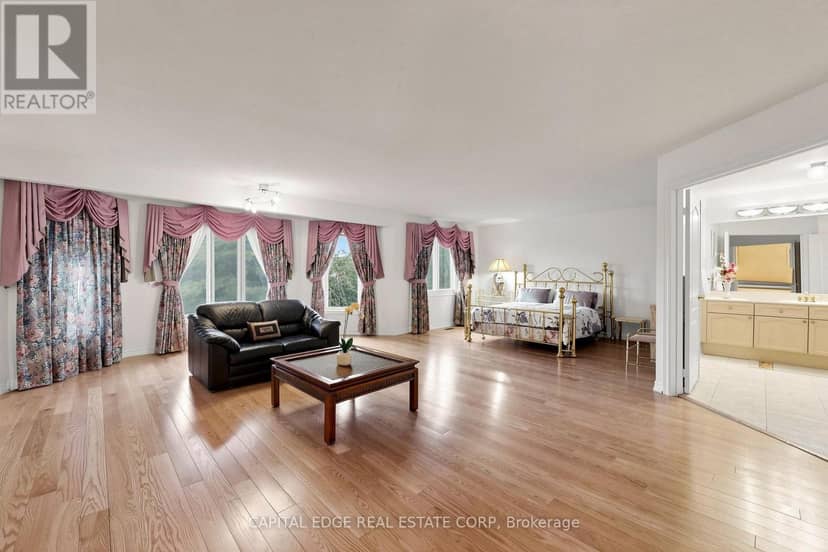 5298 Roanoke Court — photo 16 of 31