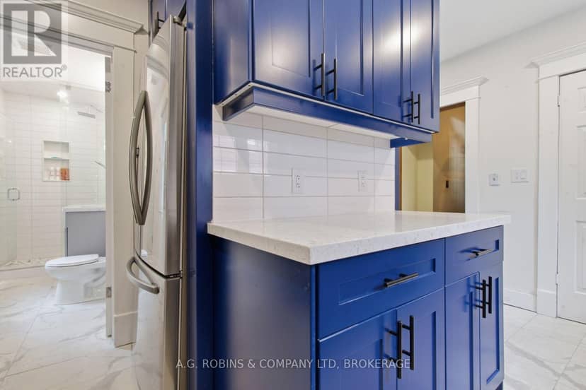 6345 Barker Street — photo 16 of 40