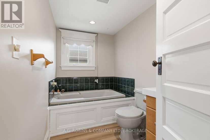 6345 Barker Street — photo 32 of 40