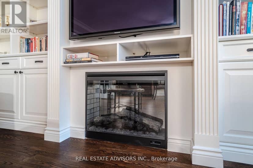 309 - 75 York Mills Road — photo 15 of 39