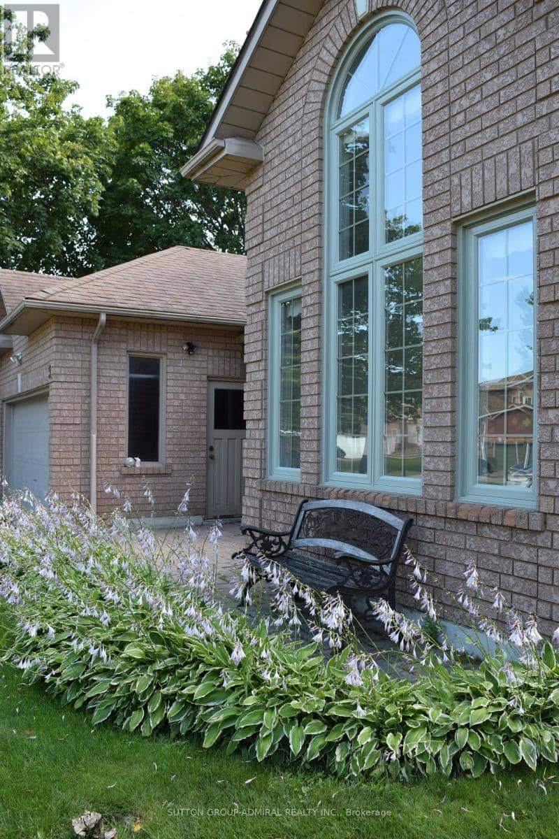 51 Daines Drive — photo 4 of 40