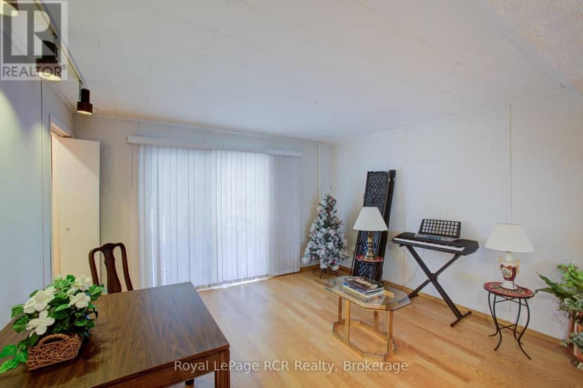 291 Elma Street E — photo 29 of 40