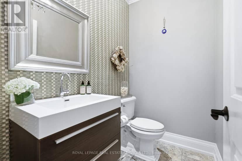 2149 Alderbrook Drive — photo 18 of 40
