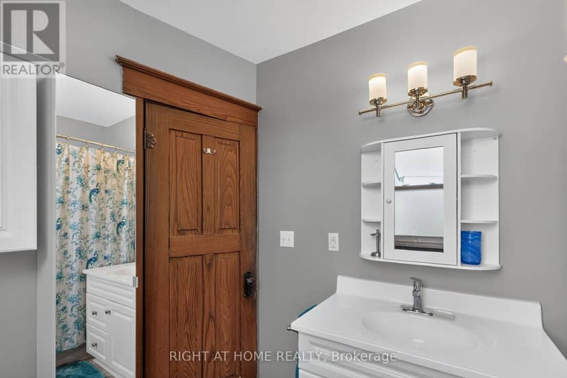 72 Maple Street — photo 16 of 40