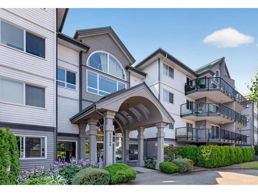 212 32044 OLD YALE ROAD, Abbotsford